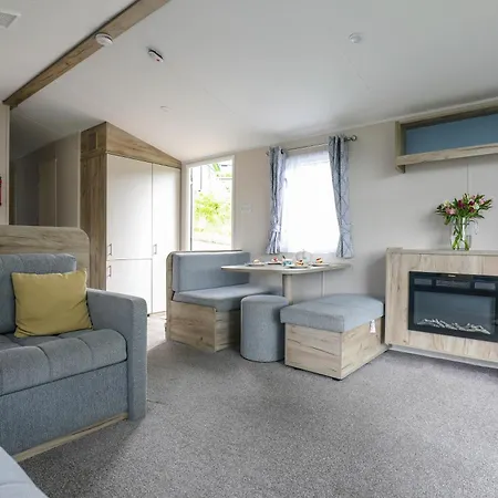 Holiday home Tehidy *
