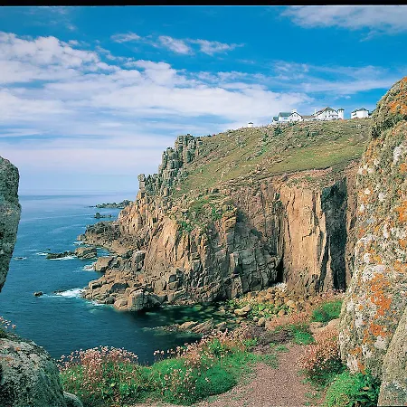 Tehidy Holiday home *